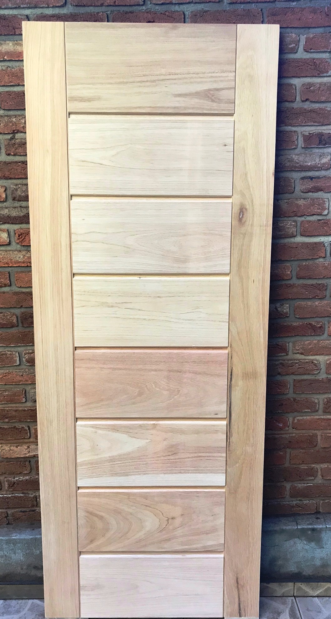 PORTA DE MADEIRA MACIÇA  HORIZONTAL DE 80CM LARG